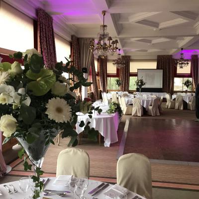 Mariage vase Martini @Fleurs de Conflans