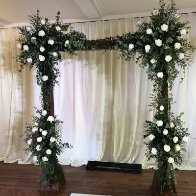 Mariage décoration arche @Fleurs de Conflans