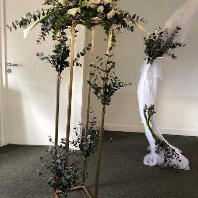 Mariage décoration arche @Fleurs de Conflans